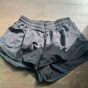 Hotty Hot High-Rise Lined Short 2.5"